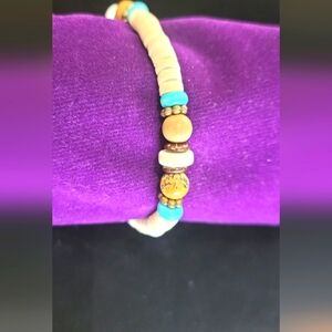 Beaded Bracelet with Turquoise and Cream Accents